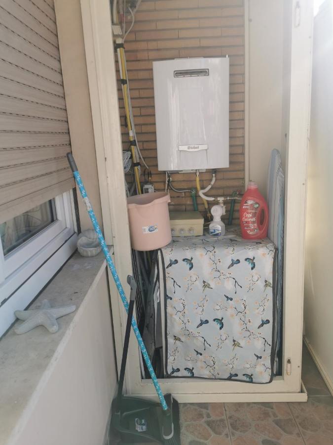 Ferienwohnung Il Mare Di Delfy Lido di Ostia Exterior foto