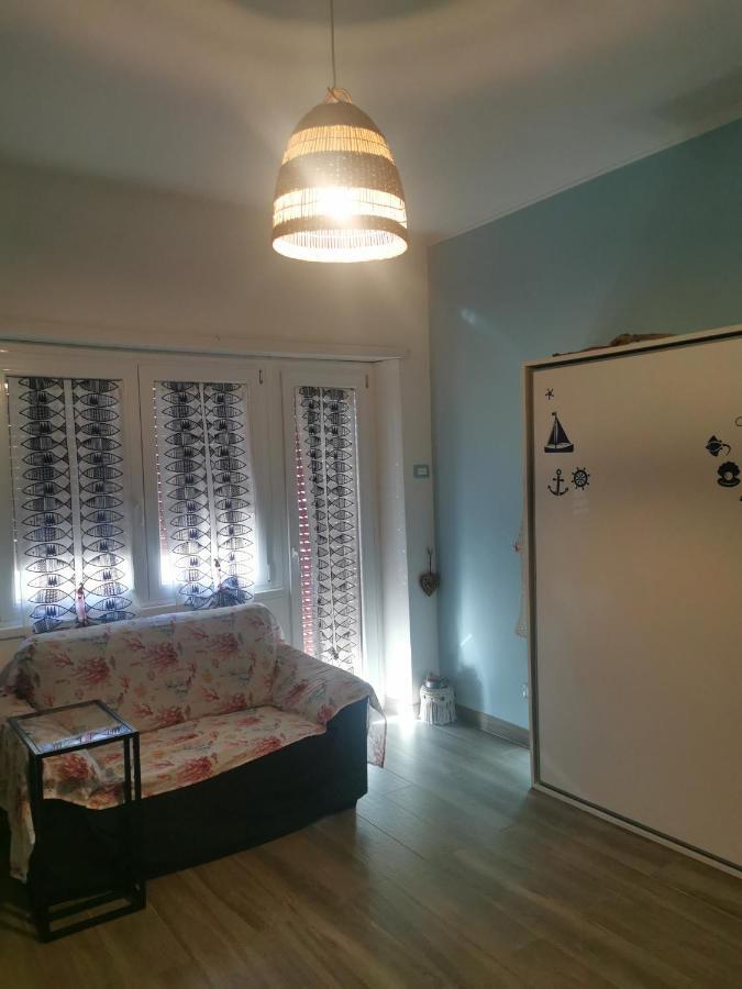 Ferienwohnung Il Mare Di Delfy Lido di Ostia Exterior foto